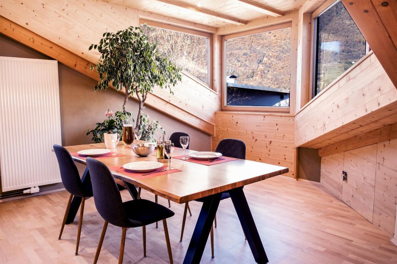 Apartamento 100qm - super Lage - Südterrasse - riesige Küche Naturns Exterior foto