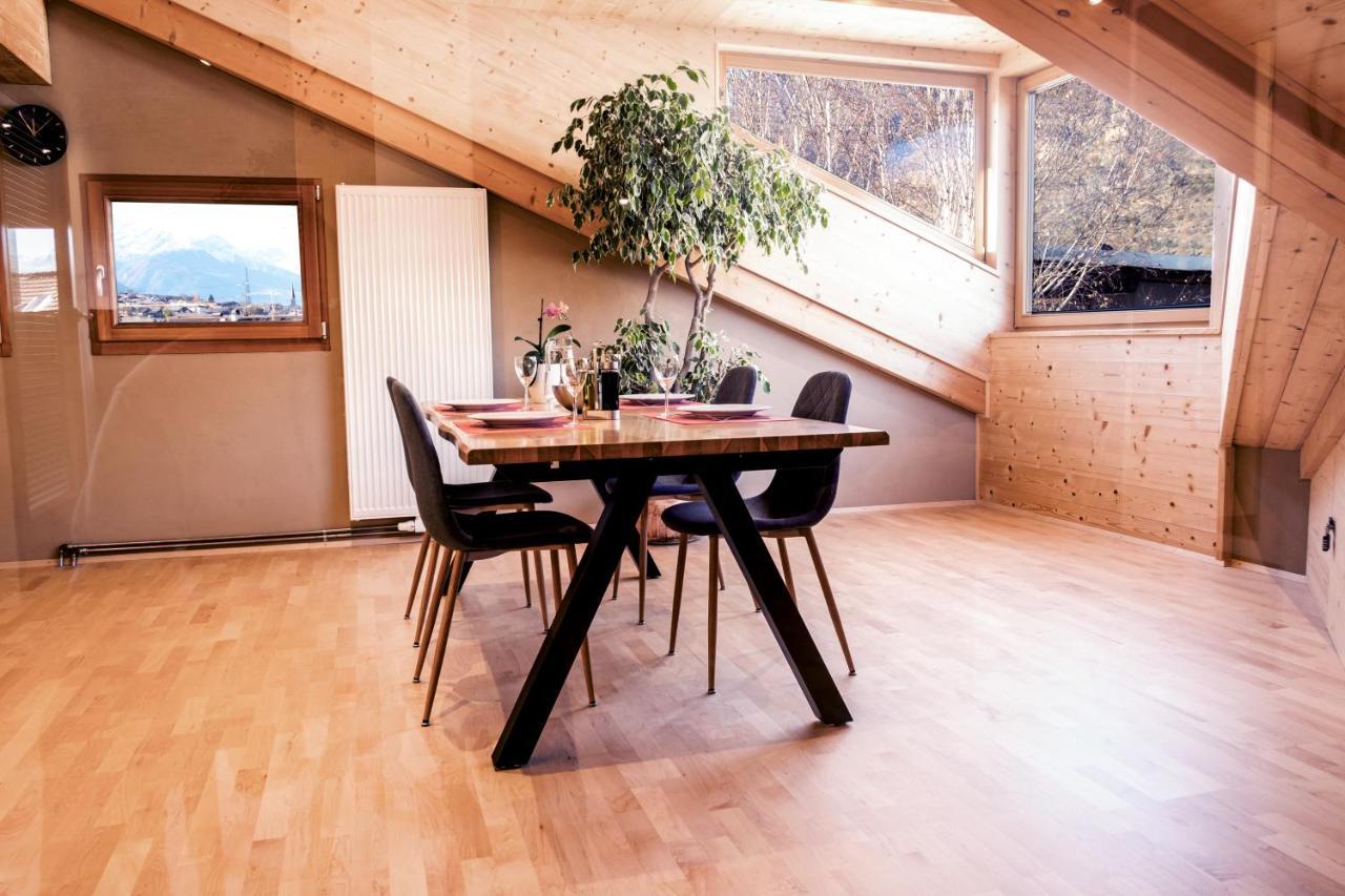 Apartamento 100qm - super Lage - Südterrasse - riesige Küche Naturns Exterior foto