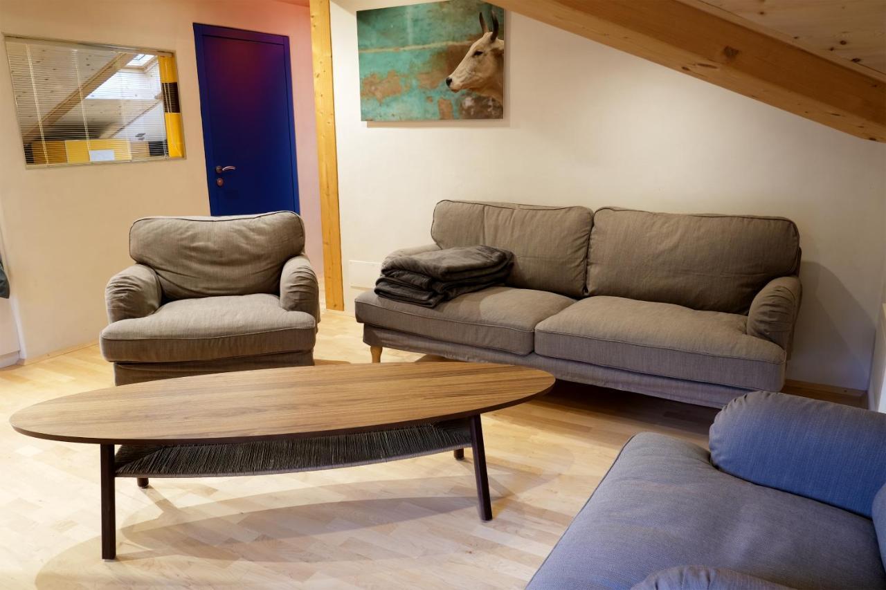 Apartamento 100qm - super Lage - Südterrasse - riesige Küche Naturns Exterior foto