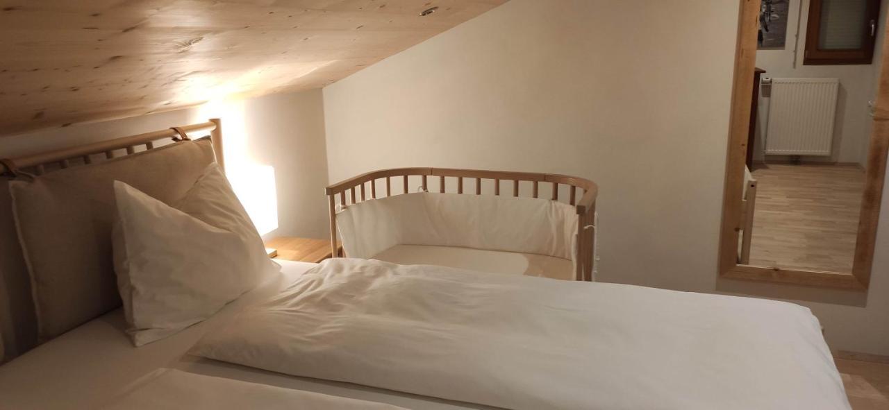 Apartamento 100qm - super Lage - Südterrasse - riesige Küche Naturns Exterior foto